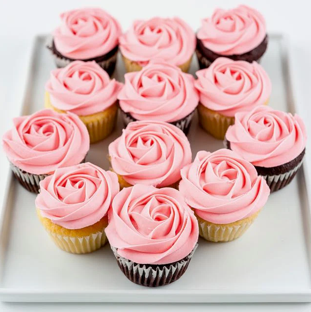 CUPCAKES & CAKE POPS